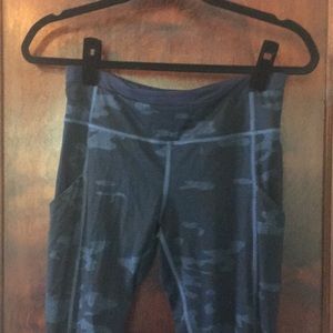 lululemon speed tight blue camouflage size 6